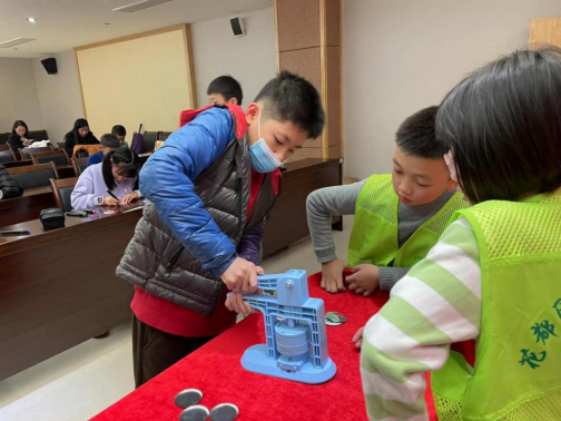 彩票投注
博物馆举办“红花印记”徽章DIY活动465.png