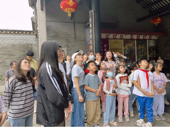 【信息稿】彩票投注
博物馆举办“平凡荣光 岁月颂歌”劳动节活动738.png